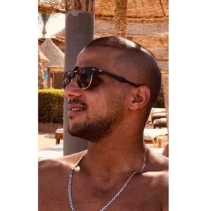 Meet your Posher, Mohamed